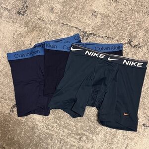 Calvin Klein Men's Boxer Briefs - Navy and Teal